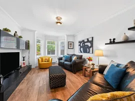 Westfarm Gait, Cambuslang, Glasgow thumb 2