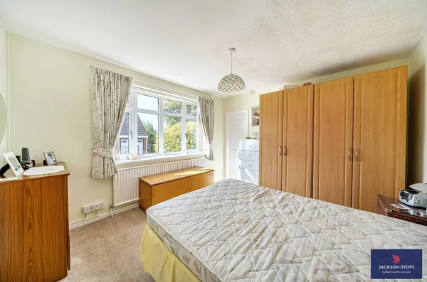 Dene Close, Woburn Sands, MK17 photo 9