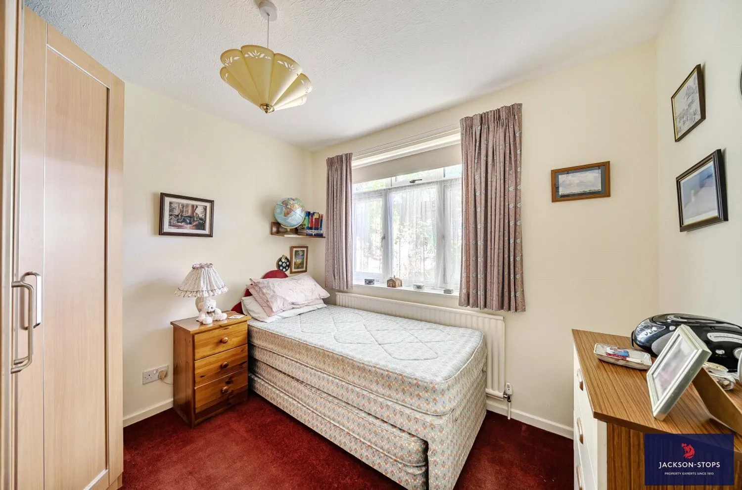 Dene Close, Woburn Sands, MK17 photo 10