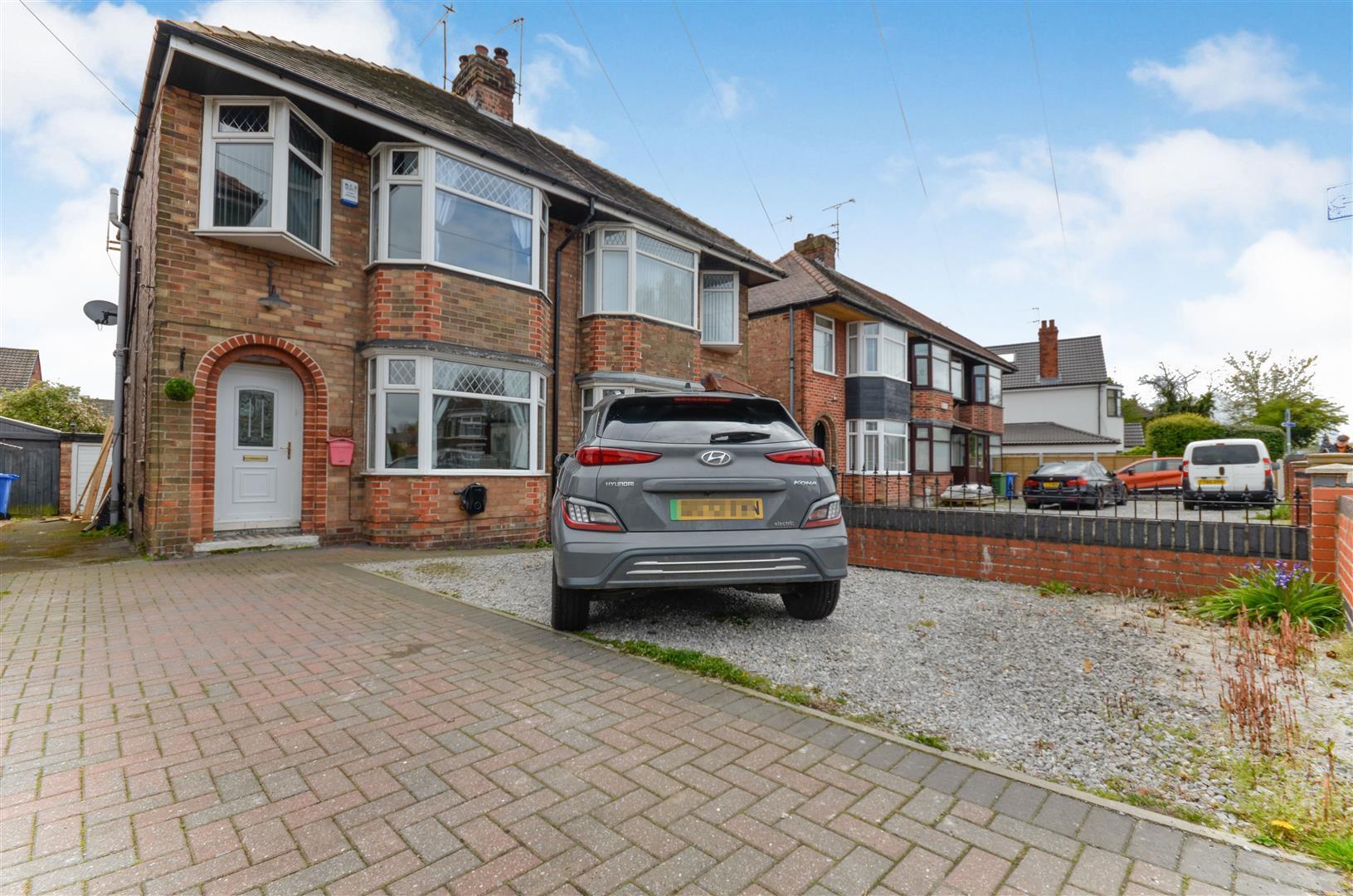Boothferry Road, Hessle Image 1