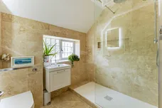 Lees Hill, South Warnborough, RG29 photo 7