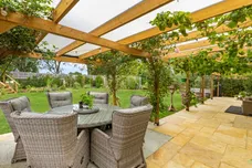 Lees Hill, South Warnborough, RG29 photo 12