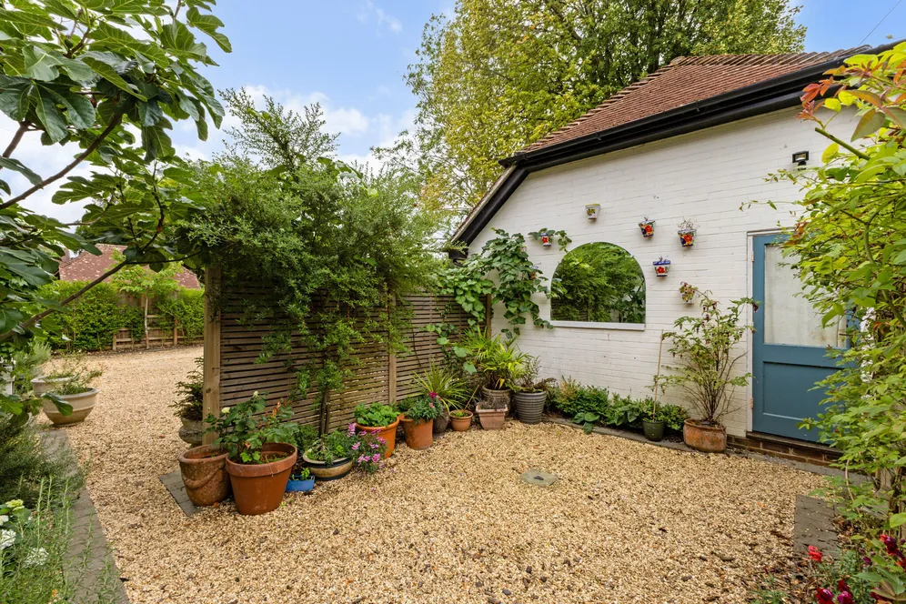 Lees Hill, South Warnborough, RG29 photo 19