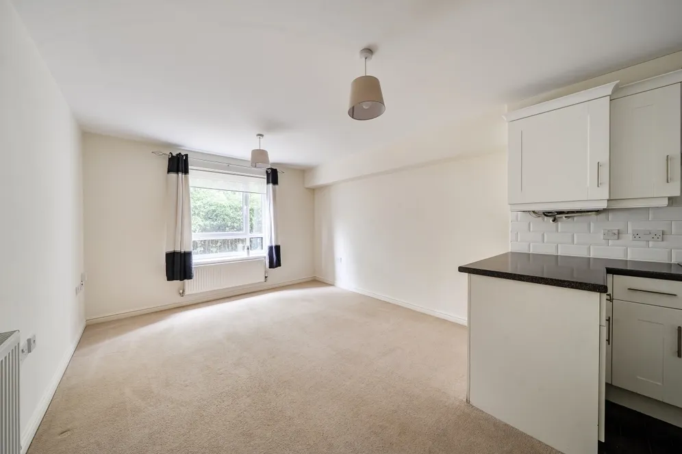 Addison Drive Stratford Upon Avon CV37 photo 3
