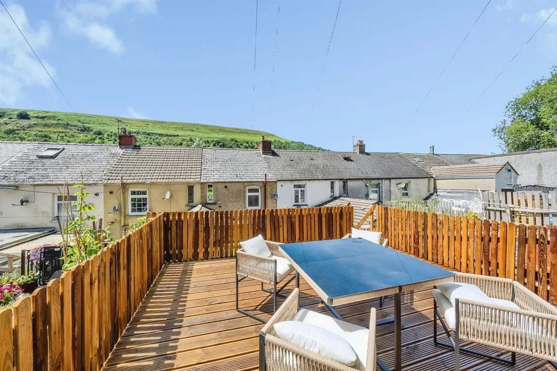 Property photo 32