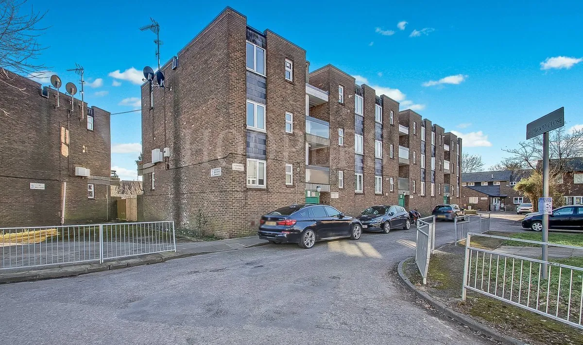 Midwood Close, London, NW2