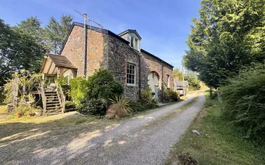 East Anstey, Tiverton