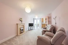 Goodes Court, Royston