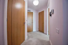 Goodes Court, Royston