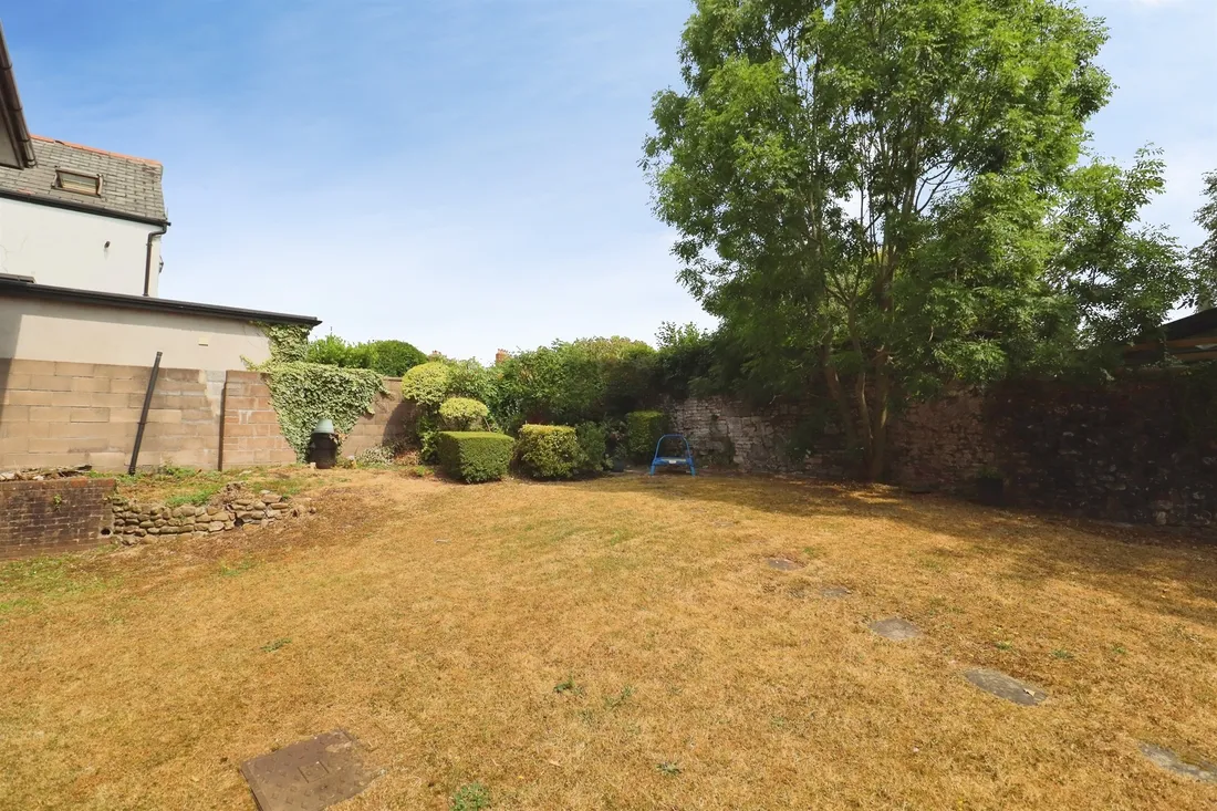 Property photo 17