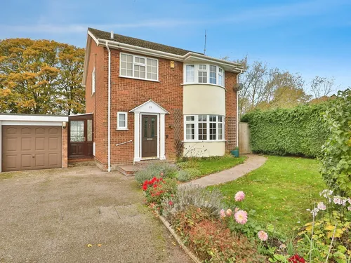 Lime Tree Crescent, Little Fransham, Derehamphoto