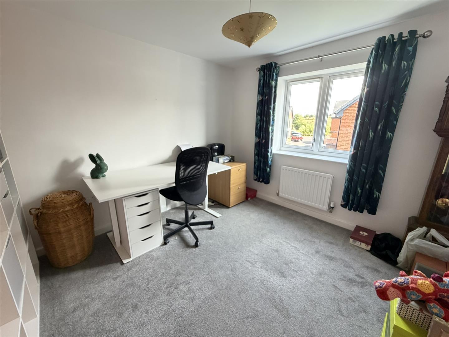Luffield Close, Daventry Image 17