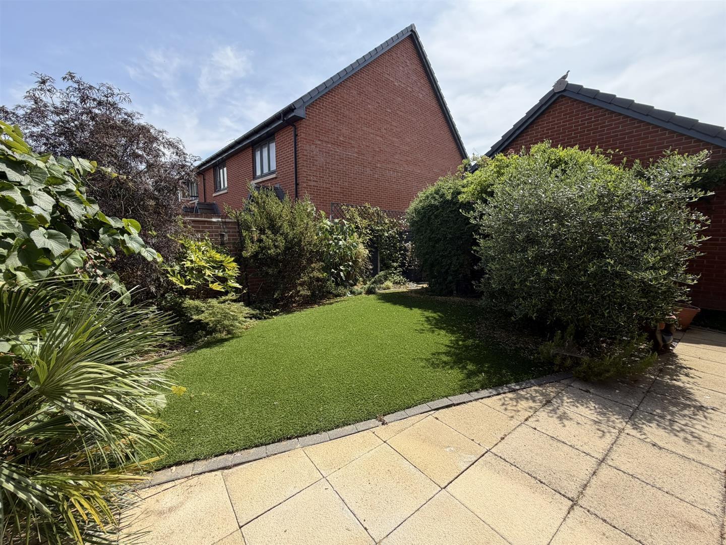 Luffield Close, Daventry Image 19