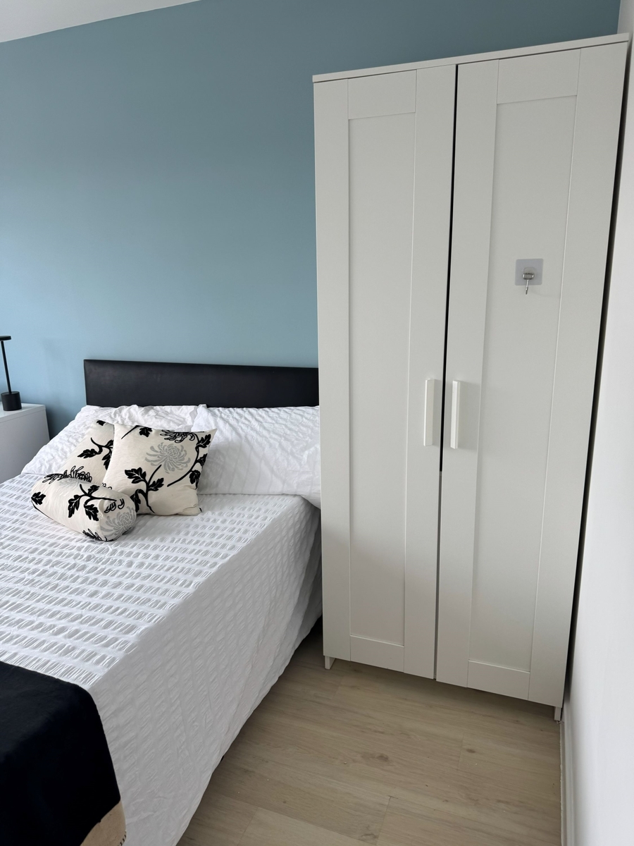 11 Room 1, Aldrin Way, Coventry Image 1
