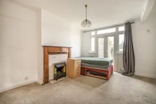 Waverley Avenue, Whitton, TW2 photo 6