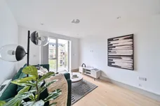 Lawrence Road London N15 photo 2