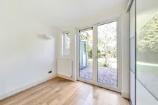 Mapesbury Road London NW2 photo 6