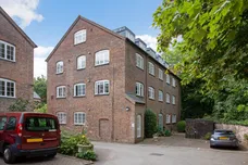 Abbey Mill Lane St. Albans AL3 photo 19