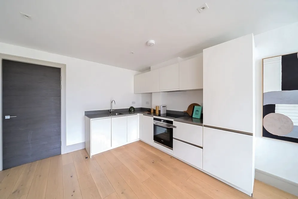 Lawrence Road London N15 photo 6