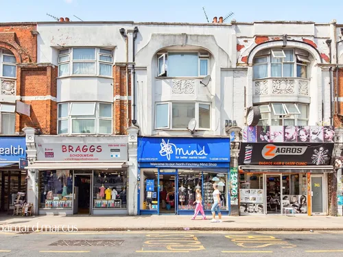 Ballards Lane, Londonphoto