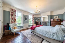 Chichester Terrace, Horsham, RH12 photo 3