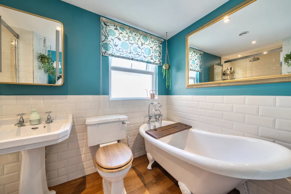 Chichester Terrace, Horsham, RH12 photo 6