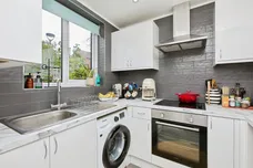 Wellington Crescent, DERBY