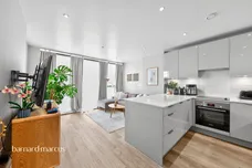 Station Road, London