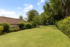 Hilltop Lane, Caterham, CR3 photo 16