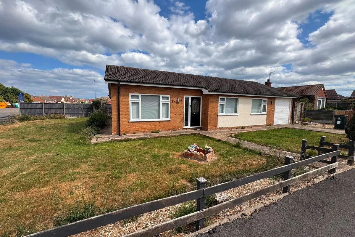 Well Vale Drive, Chapel St. Leonards, SKEGNESS