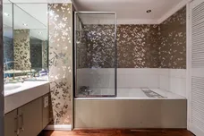 Oakwood Court, London, W14 photo 13