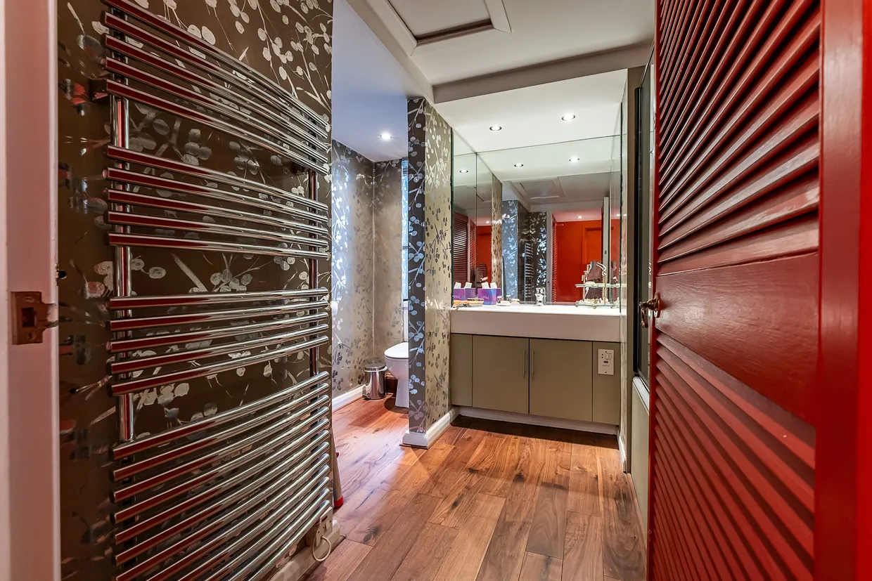 Oakwood Court, London, W14 photo 18