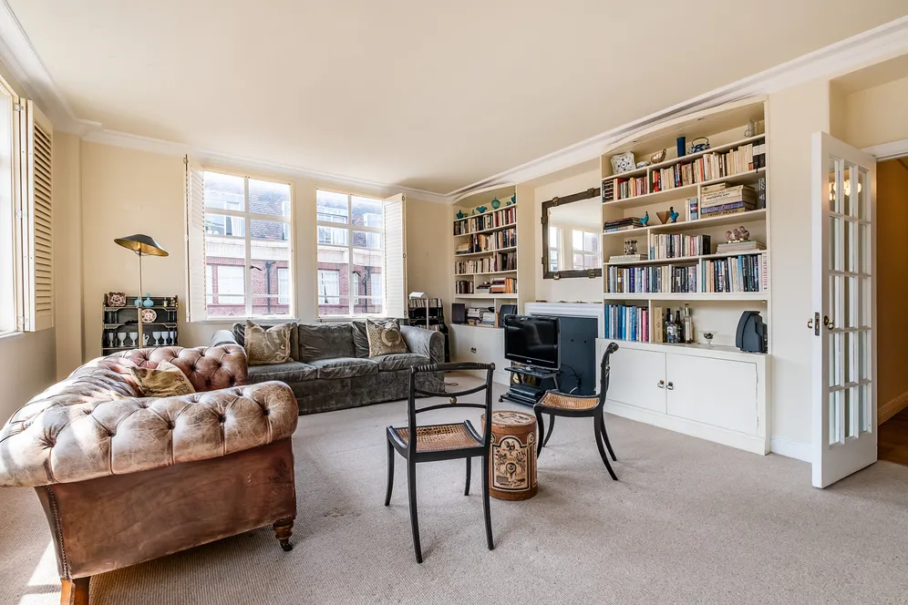 Oakwood Court, London, W14 photo 19