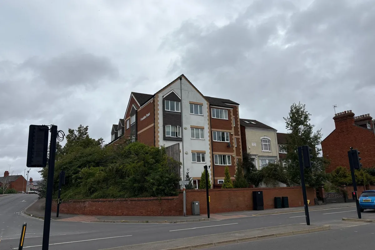 Weedon Road, NORTHAMPTON