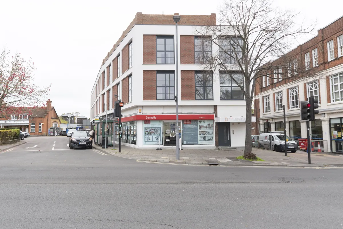 Station Parade, LETCHWORTH GARDEN CITY