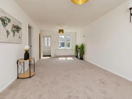 Balmoral Close, Stoke Gifford, Bristol thumb 3