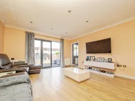 Tewkesbury Road, Clacton-On-Sea thumb 2