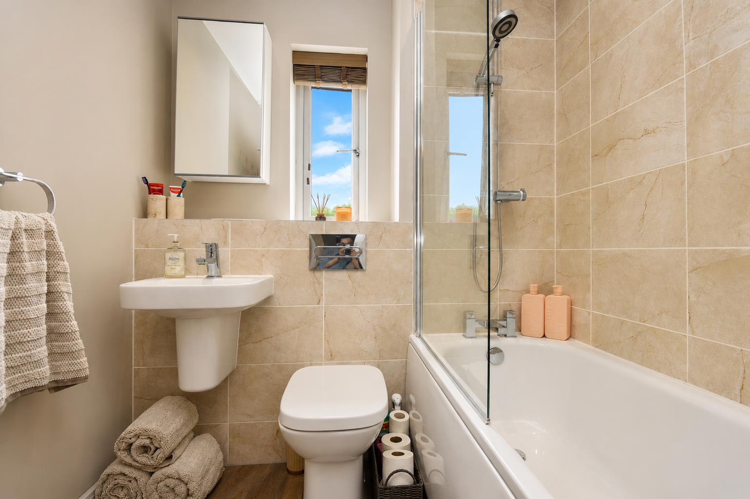 Cape Drive, Anlaby, Hull Image 20