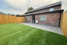 Thornton Green Lane, Thornton-le-Moors, CHESTER