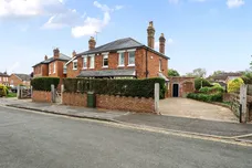 The Crescent, Maidenhead