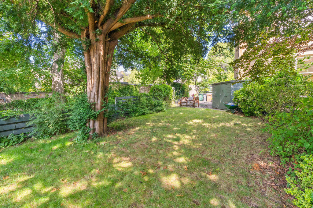 3 (Flat 1) Newbattle Terrace, Morningside, Edinburgh, EH10 4RU Image 40