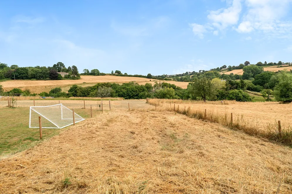Humphreys End, Randwick, GL6 photo 13