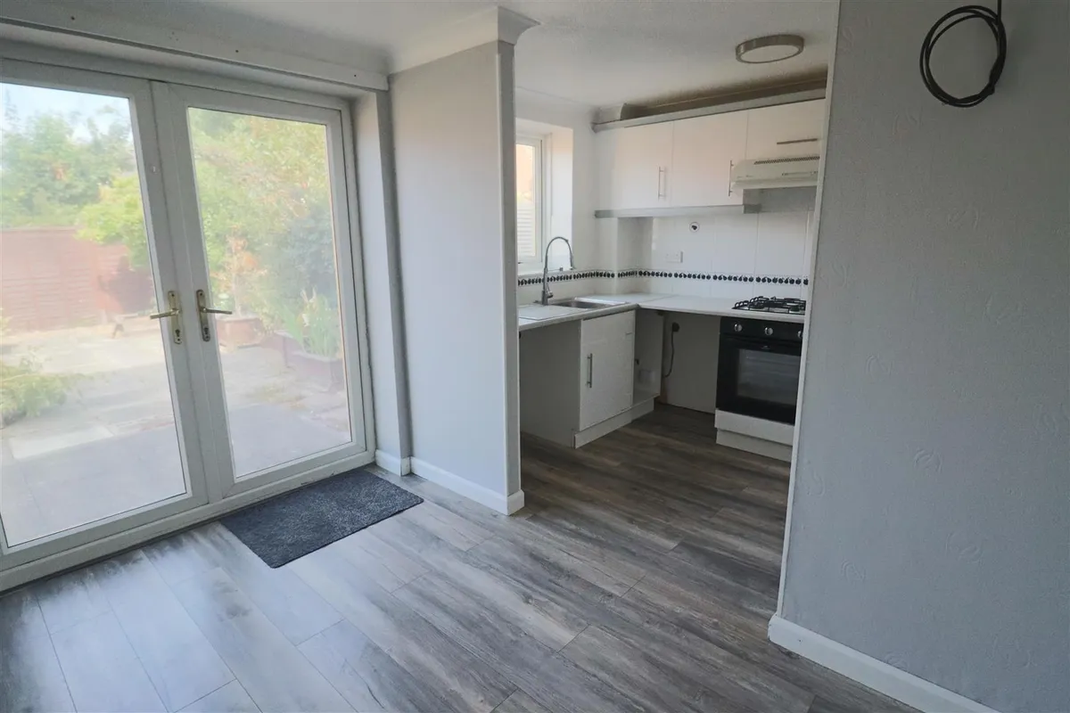 Blackburn Avenue, Brough