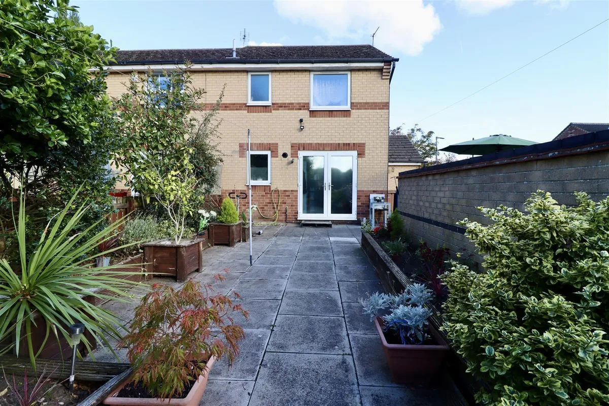 Blackburn Avenue, Brough