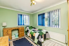 Gatesmead, Haywards Heath