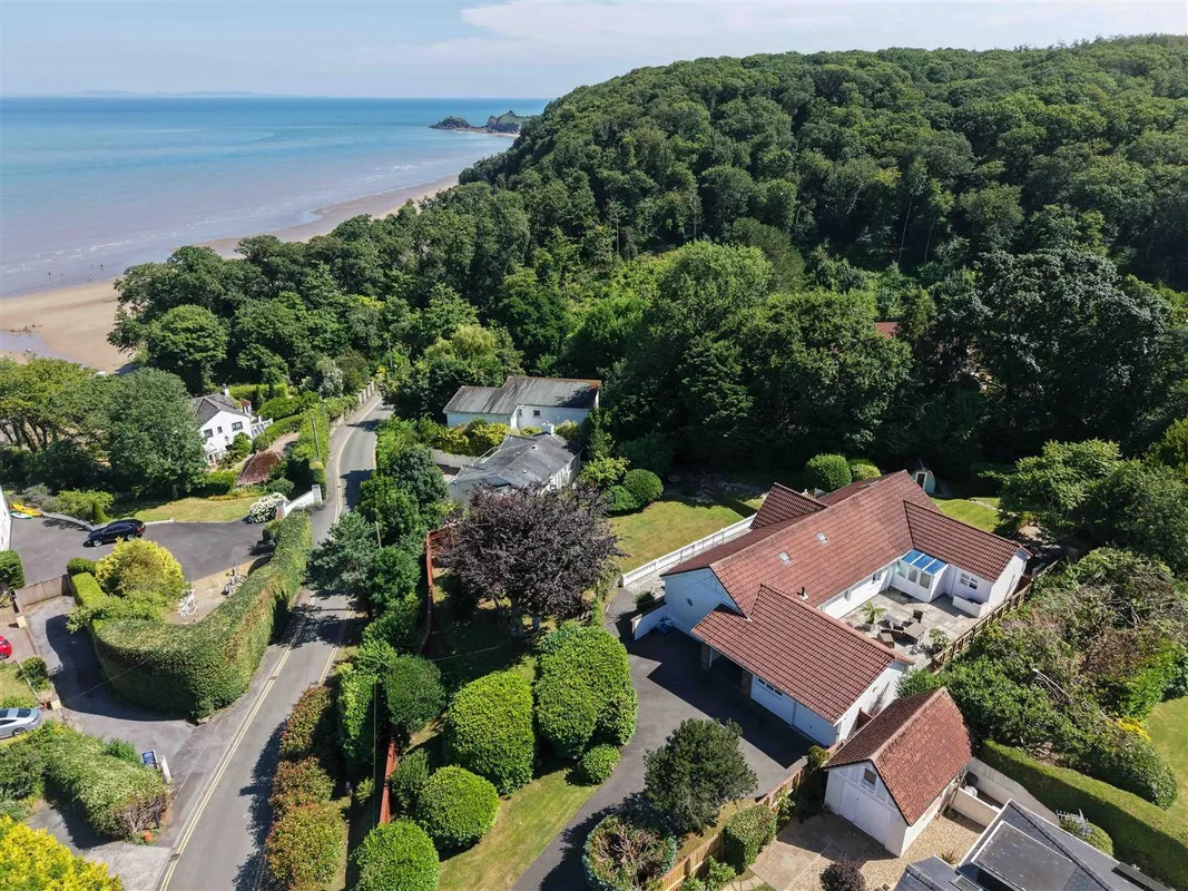 The Glen, Saundersfoot