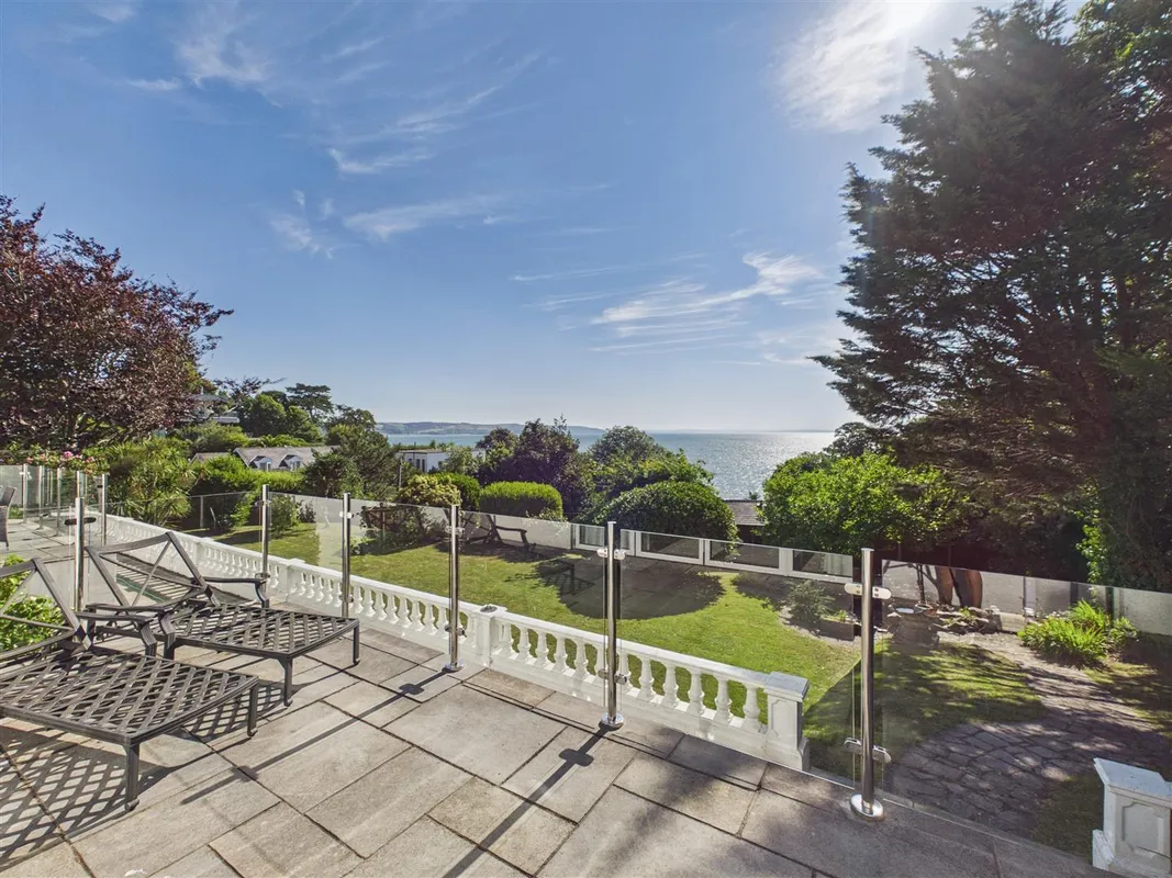The Glen, Saundersfoot
