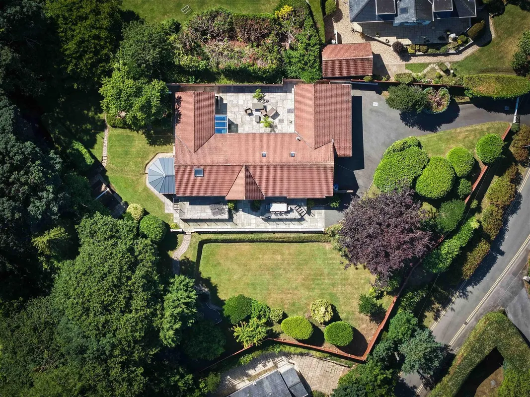The Glen, Saundersfoot