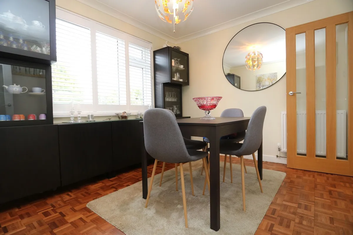 Willow Crescent, Barry, CF63