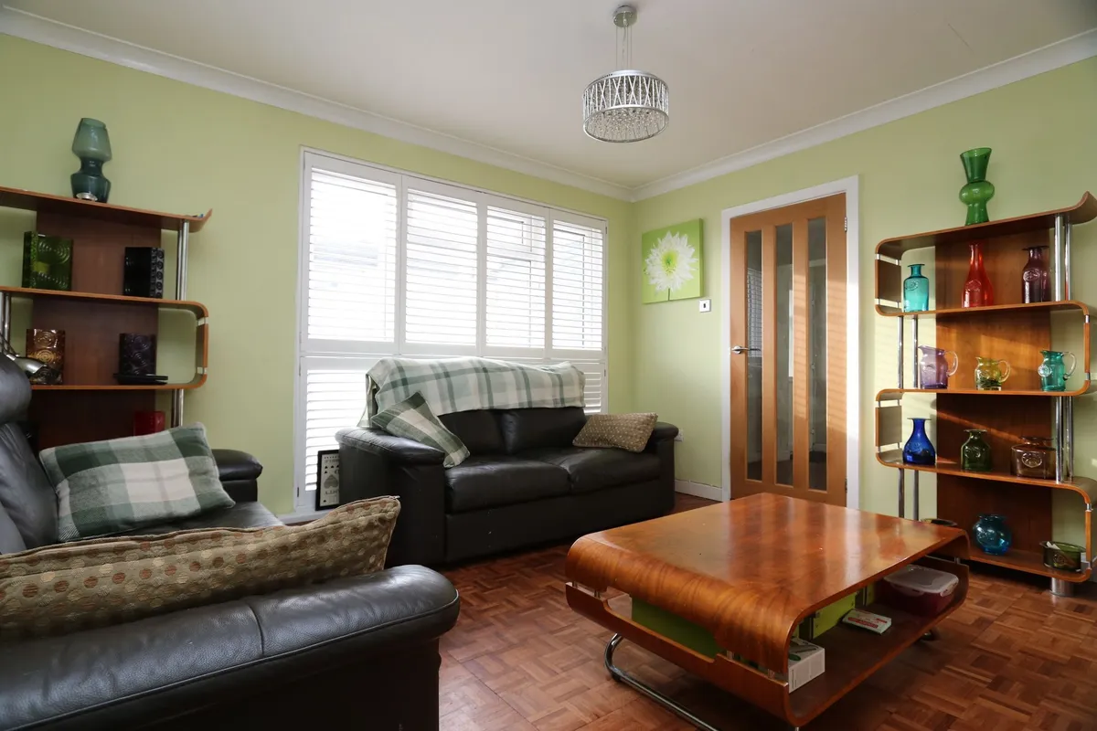 Willow Crescent, Barry, CF63